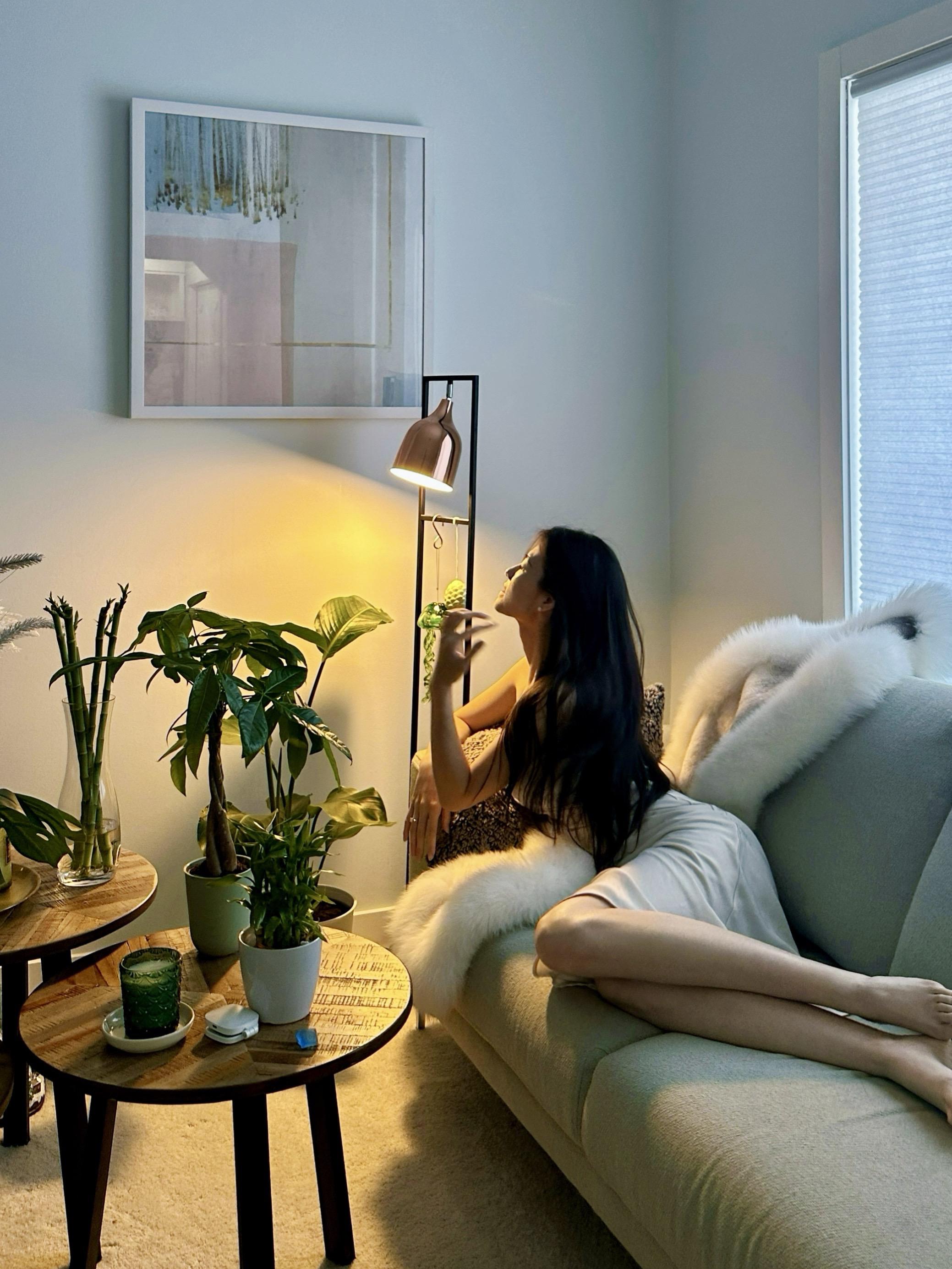 孕期摆烂的一天。孕期在家摆烂也挺好，俩小朋友春假在家休息一周，也没带她...