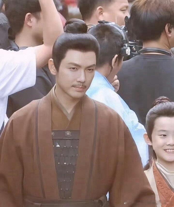 钟汉良肖战藏海传里演父子这算是史上最帅的父子吗？(钟汉良&肖战)，太有感觉了，蒯