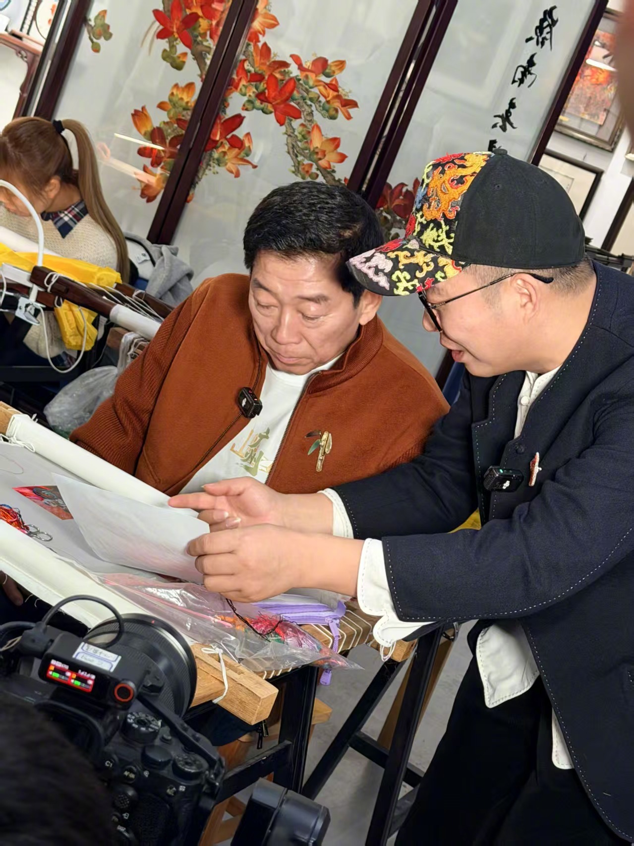 当车企掌门人不再局限于展台，而是走进街头巷尾体验在地文化，这释放出何种信号？魏建