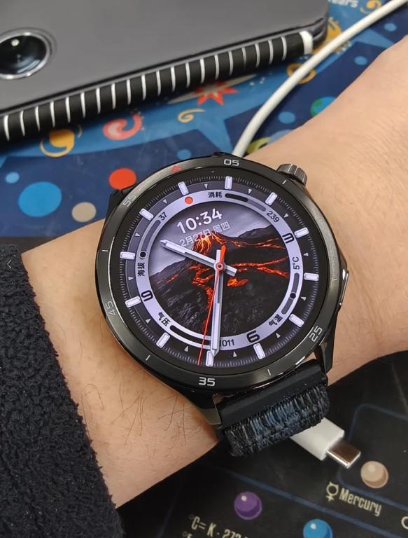 冲着运动和健康，入手OPPOWatchX2，用了一段时间，感觉挺值的。比如运