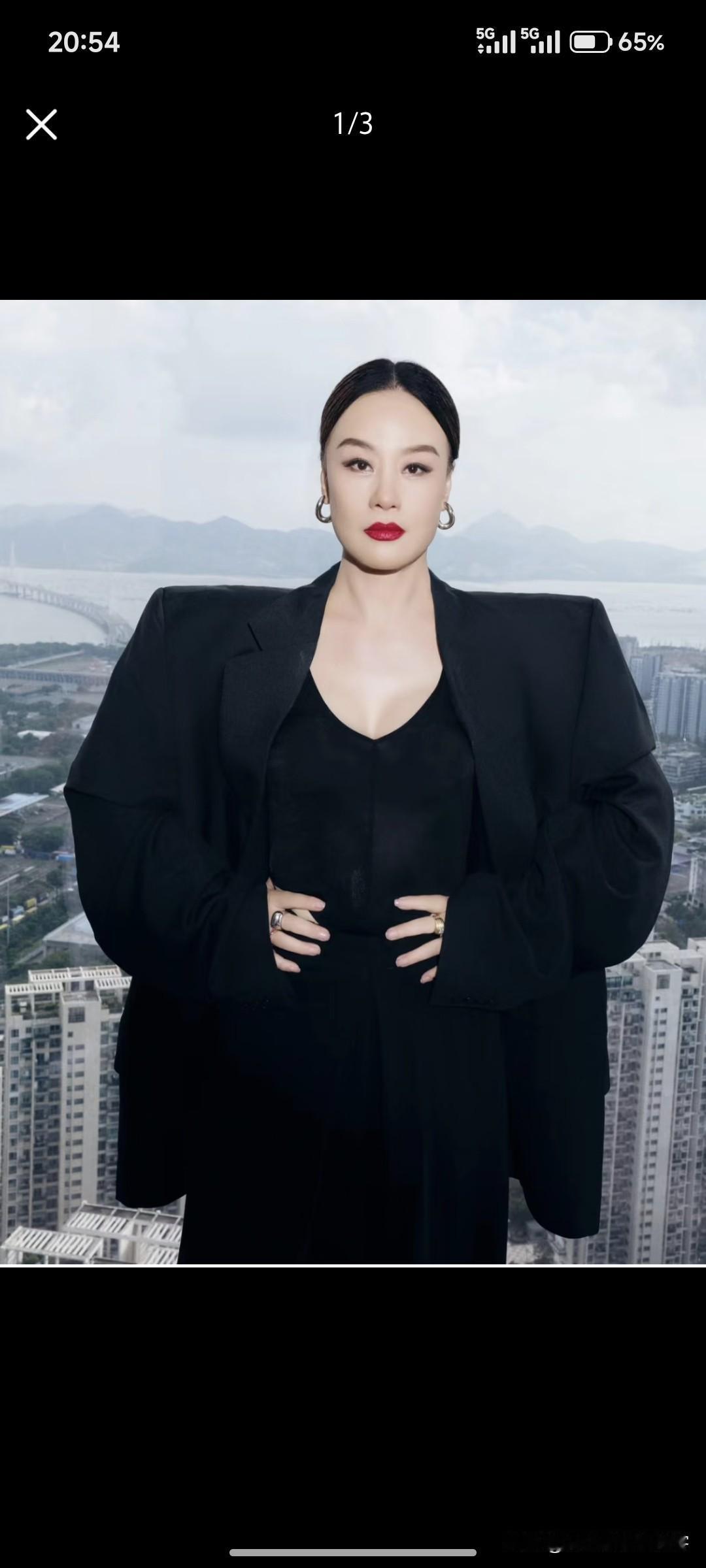 太突然了，邬君梅丈夫去世。结婚30年，尝试9次试管，在双方努力下，最后还是没