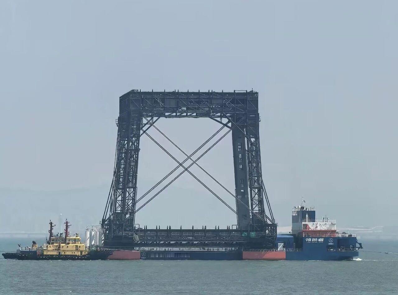 中国火箭回收船出航，将用“网”接住从天而降的火箭。2026上半年，长征十号乙