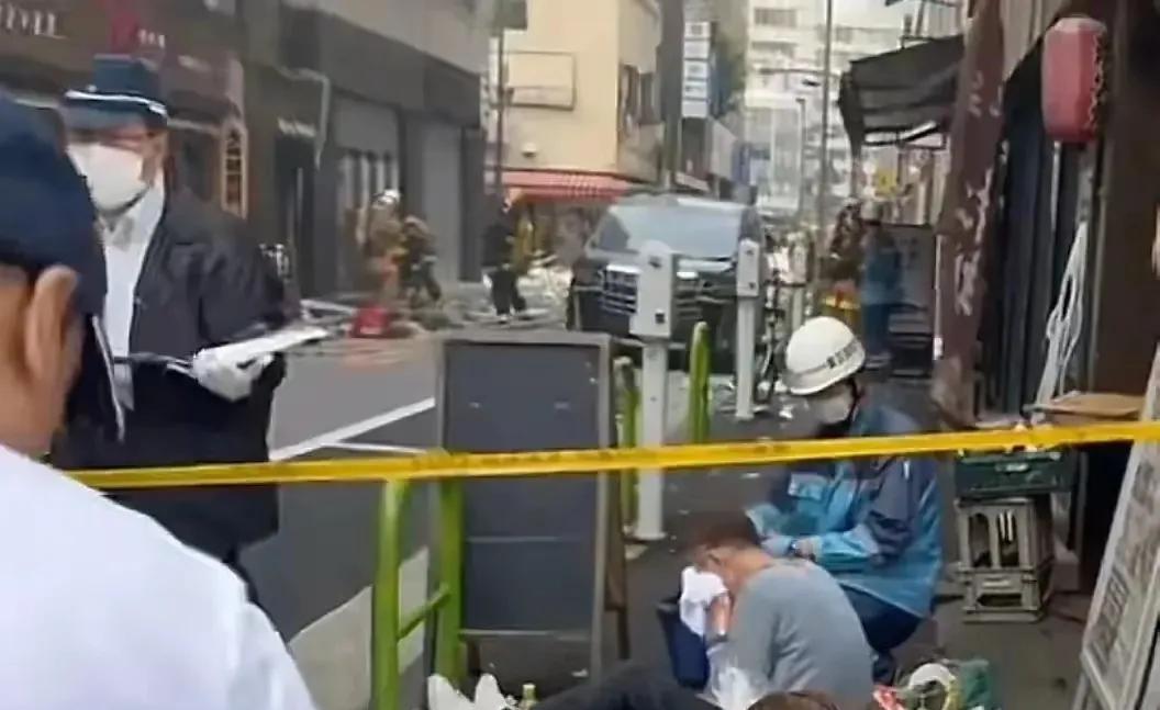 昨日，两名中国人在日本街头被4人用铁管殴打成重伤，此事一出，国内舆论瞬间爆棚。应