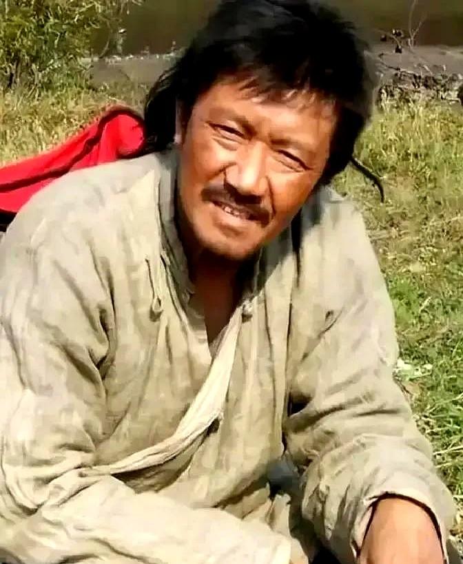 《闯关东》的选角简直是老天爷追着喂饭吃啊！现在网上吵翻了——有人说陈道明一句