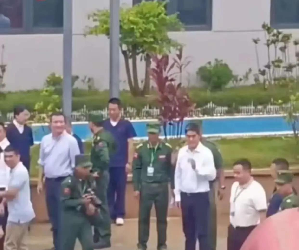 彭德仁领导的同盟军是敌是友、是好是坏？首先彭德仁同盟军夺回果敢时，高举“铲除电