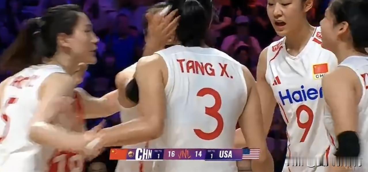 刁琳宇才是这支中国女排的杀手锏啊！第三局赵勇换刁姐首发二传，场上节奏明显不一样了