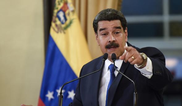 出卖马杜罗的不是一个内奸，而是一整批“内奸”！其实从马杜罗所在军事基地的战斗就可