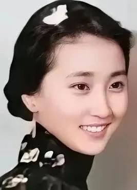 钱学森36岁没结婚，干妹妹给他介绍对象，他却说：要不你嫁给我吧，蒋英委婉的拒绝：