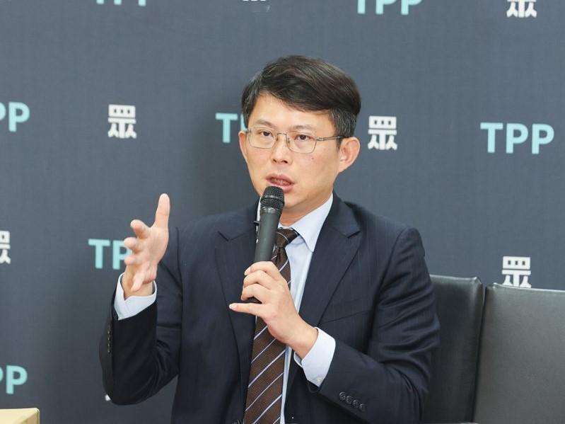今天，民进党响应“民众党是要被打脸几次？”，黄国昌主导恶修“刑诉法”在明天将送交