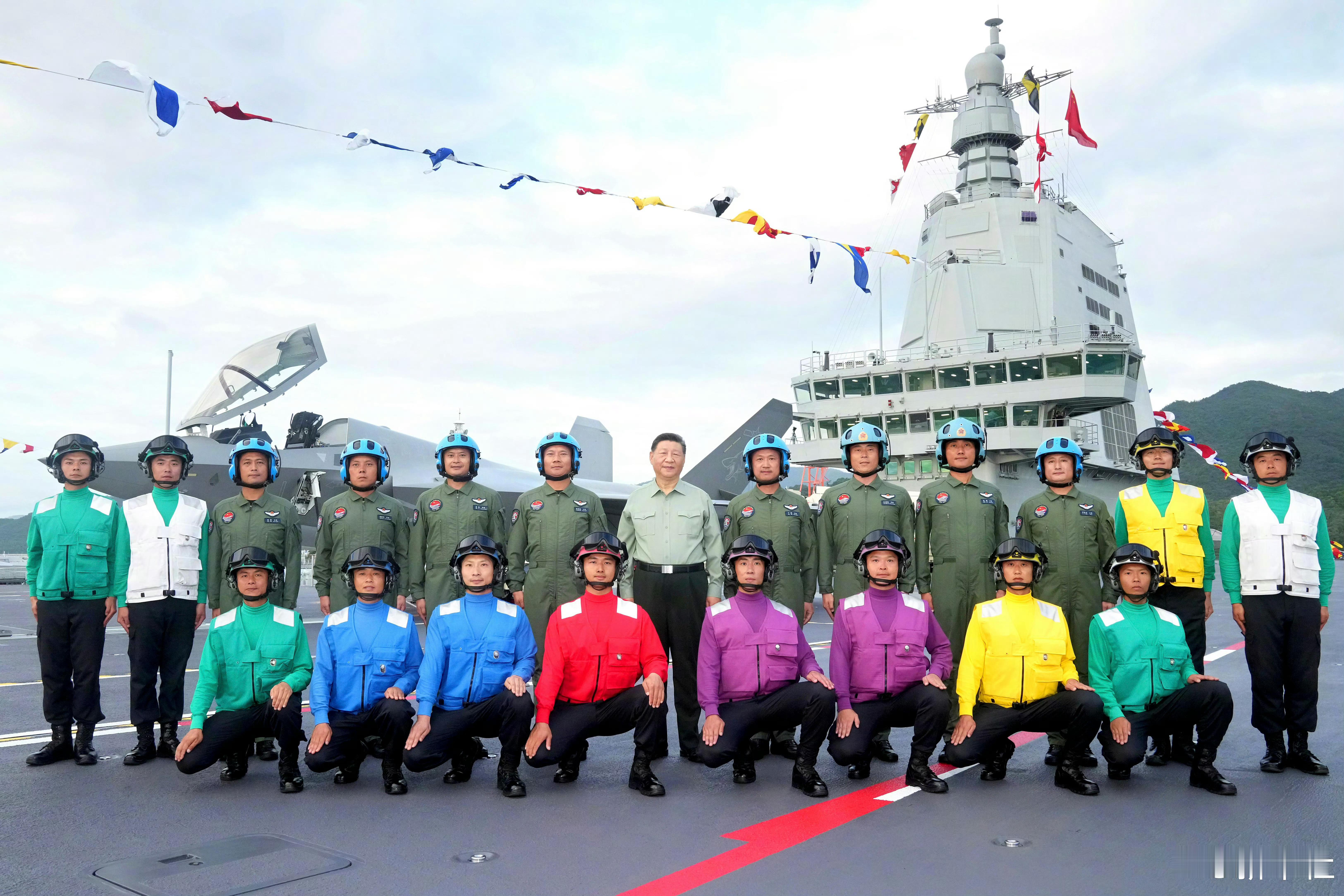 憋了这么久，说实话新闻出来反而没感觉了[捂脸哭][捂脸哭][捂脸哭]​​​