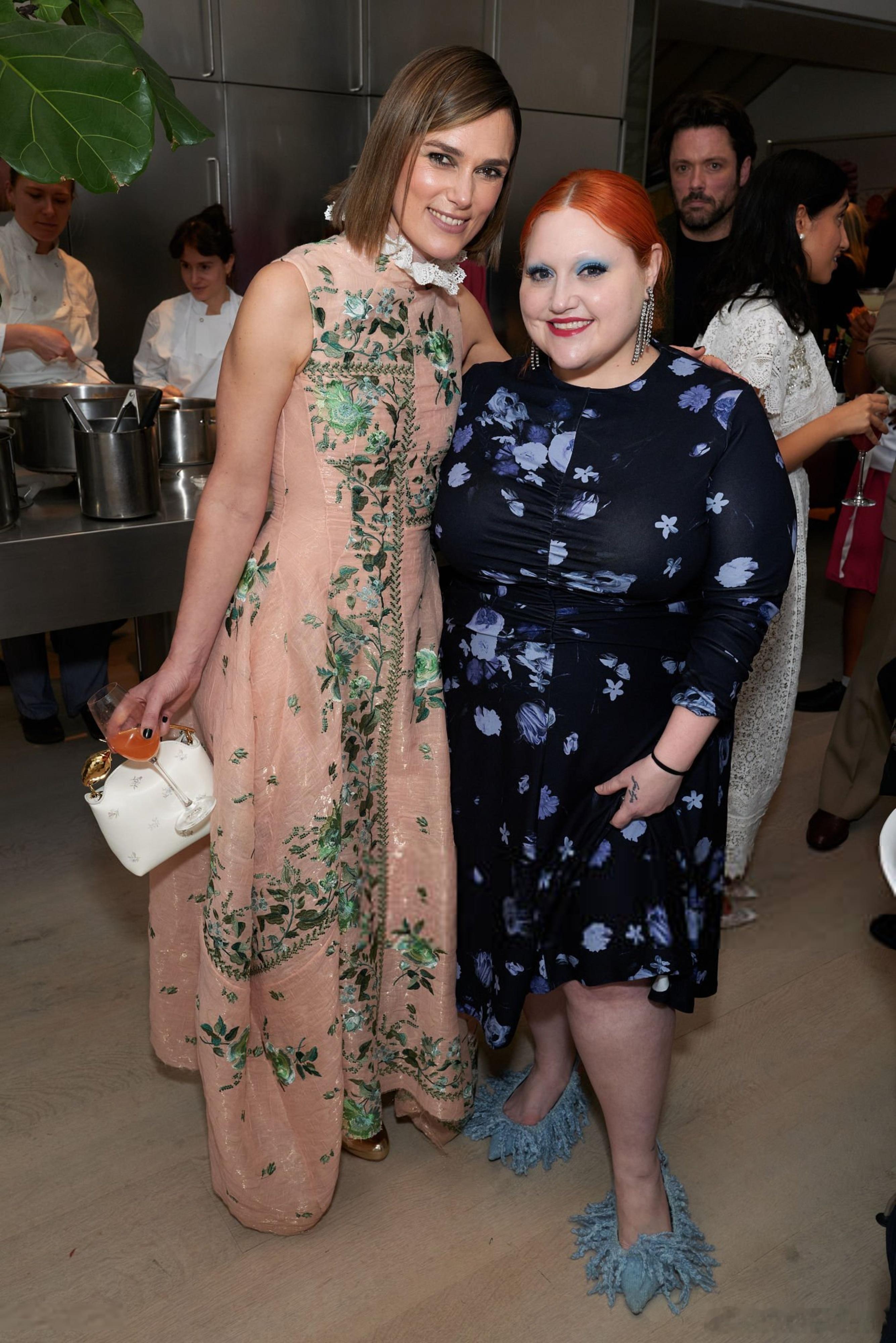 keiraknighltey凯拉奈特莉在伦敦时装周期间出席ERDEM品牌举办的