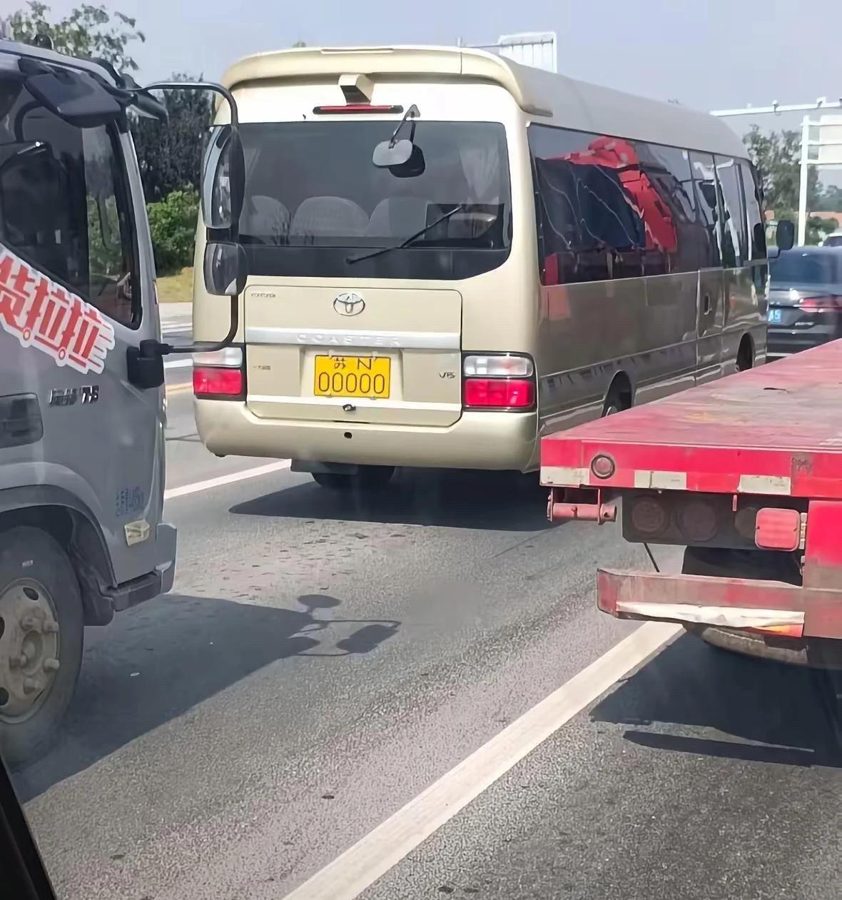 车不好不影响车牌靓。