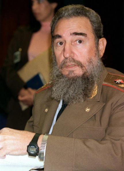 “史上最失败的美人计”，中情局1960年代策划的这出，绝对能排进前三。派了19