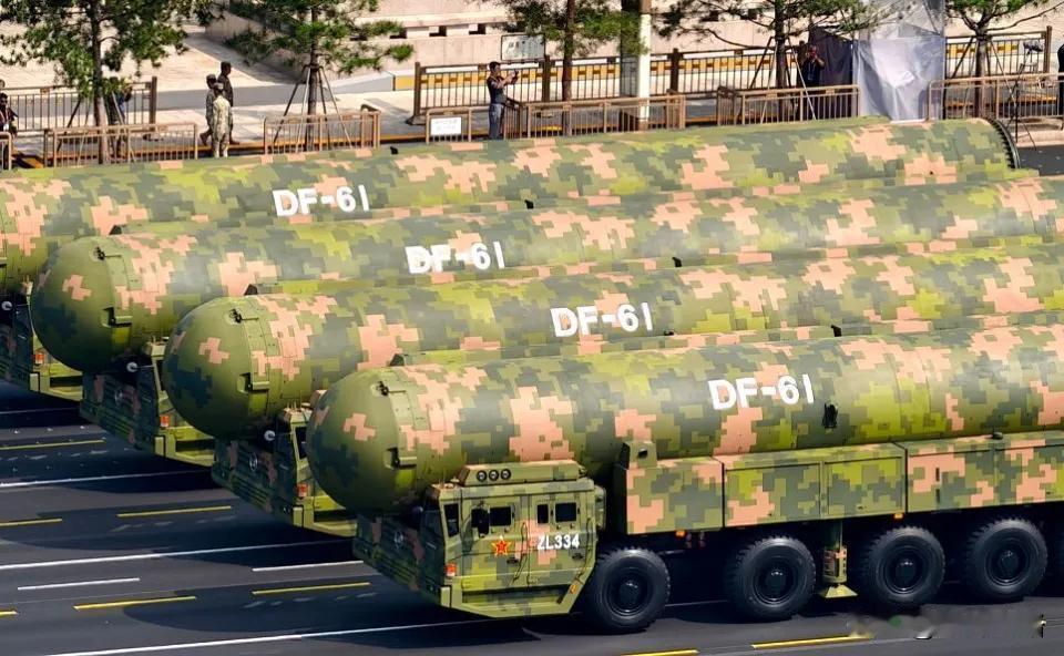 新加坡方面配合美国，在核裁军领域恶意施压。1、新加坡研究员卢福伟炒作“尽管东