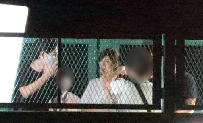 内田有纪柏原崇结婚恭喜据日媒爆料，内田有纪与柏原崇已低调完婚。据公司登记信息，