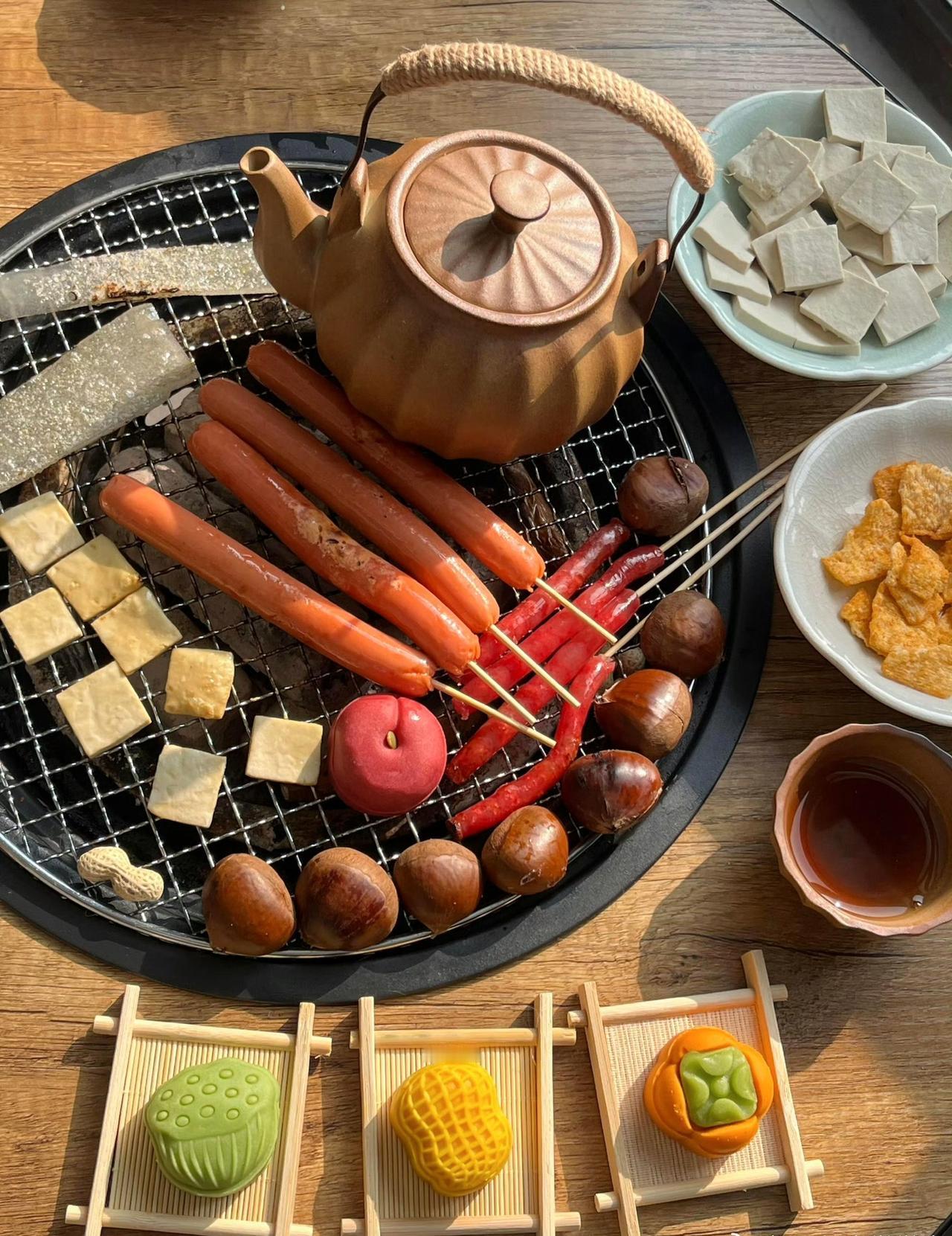 暖暖冬日🌰🥜🍠🥔周末在家围炉煮茶太舒服咯棉花糖烤了外面脆脆的烤贵州