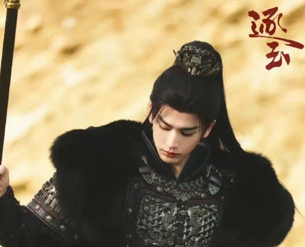 就是因为张凌赫一下太红了，抢了那种羡慕嫉妒恨的人的蛋糕。 自己又做不了粉底液