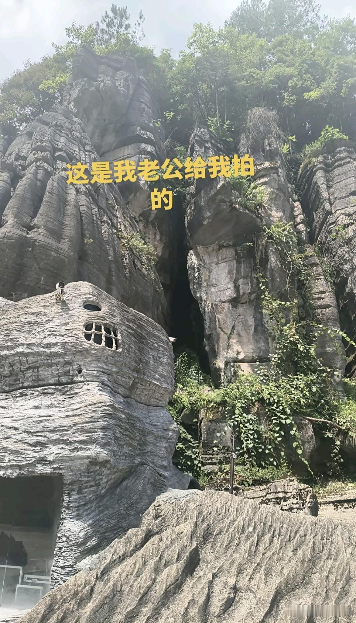 用放大镜才能找得到～～哈哈