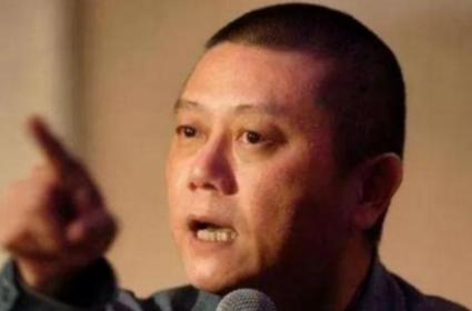 王朔这话糙理不糙，把最狠的招用最懒的口气说出来了。 他说台湾就一个小岛，打它