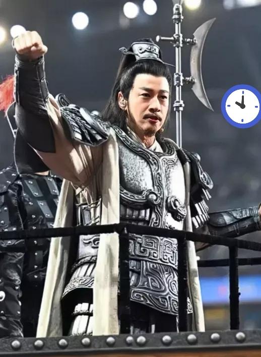 何润东为什么没有选择骑马登场？他在直播中接受采访时回应了。不是经纪公司不