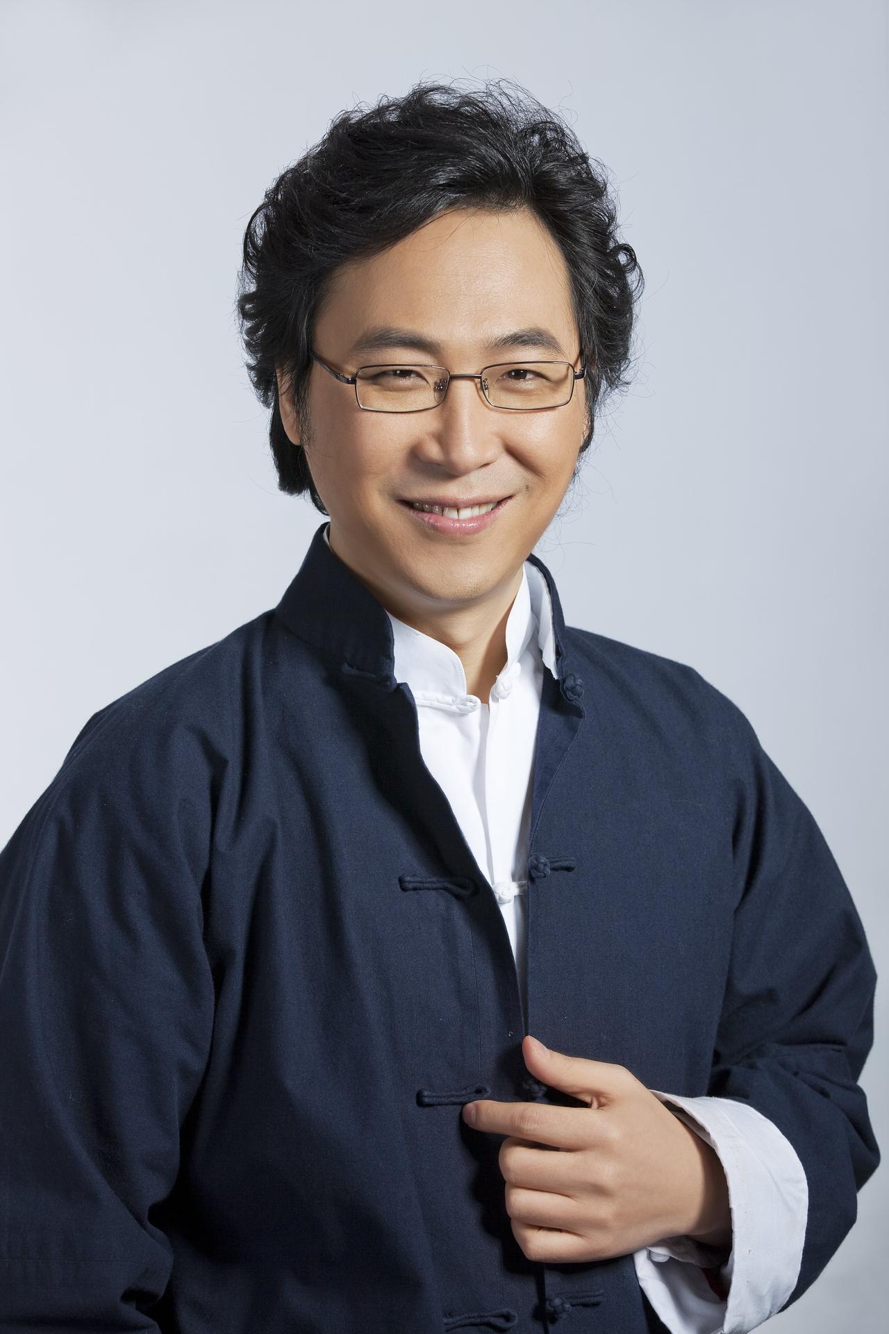 廖昌永把四川农村的老母亲接到上海一起住，妻子王嘉一句话“妈就是妈，来了就住客房”