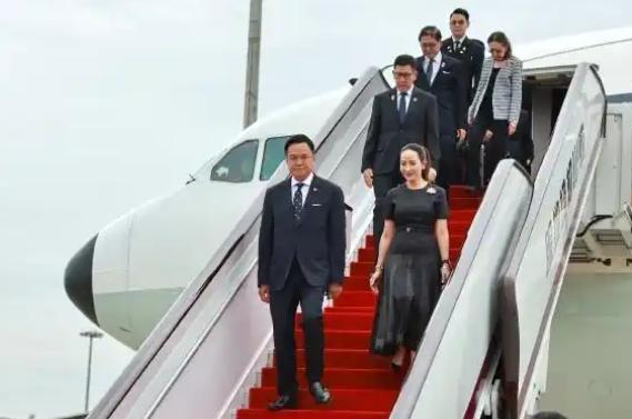 7月19日他抵京，这也是他上任后头一回正式来访。这次行程排得挺满，从上海的世界人