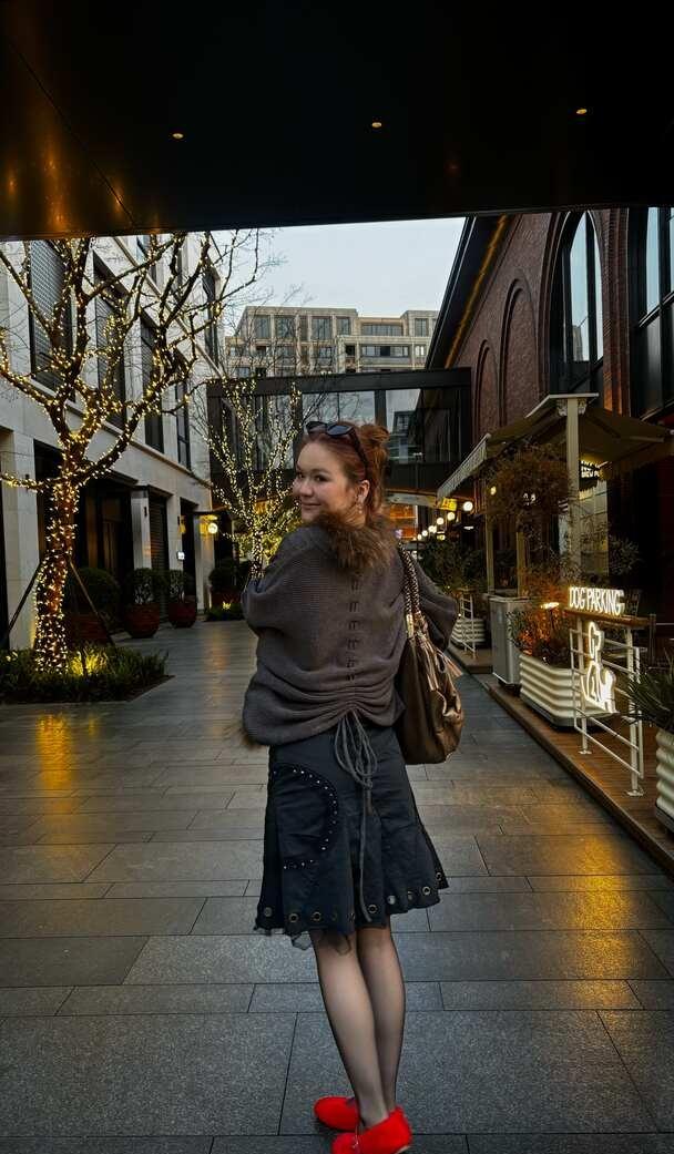 路人只看我的鞋