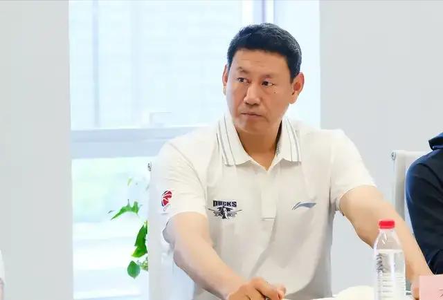 CBA新赛季即将开始了，最容易下课的五位主教练都是谁？1最容易下课的主教练-
