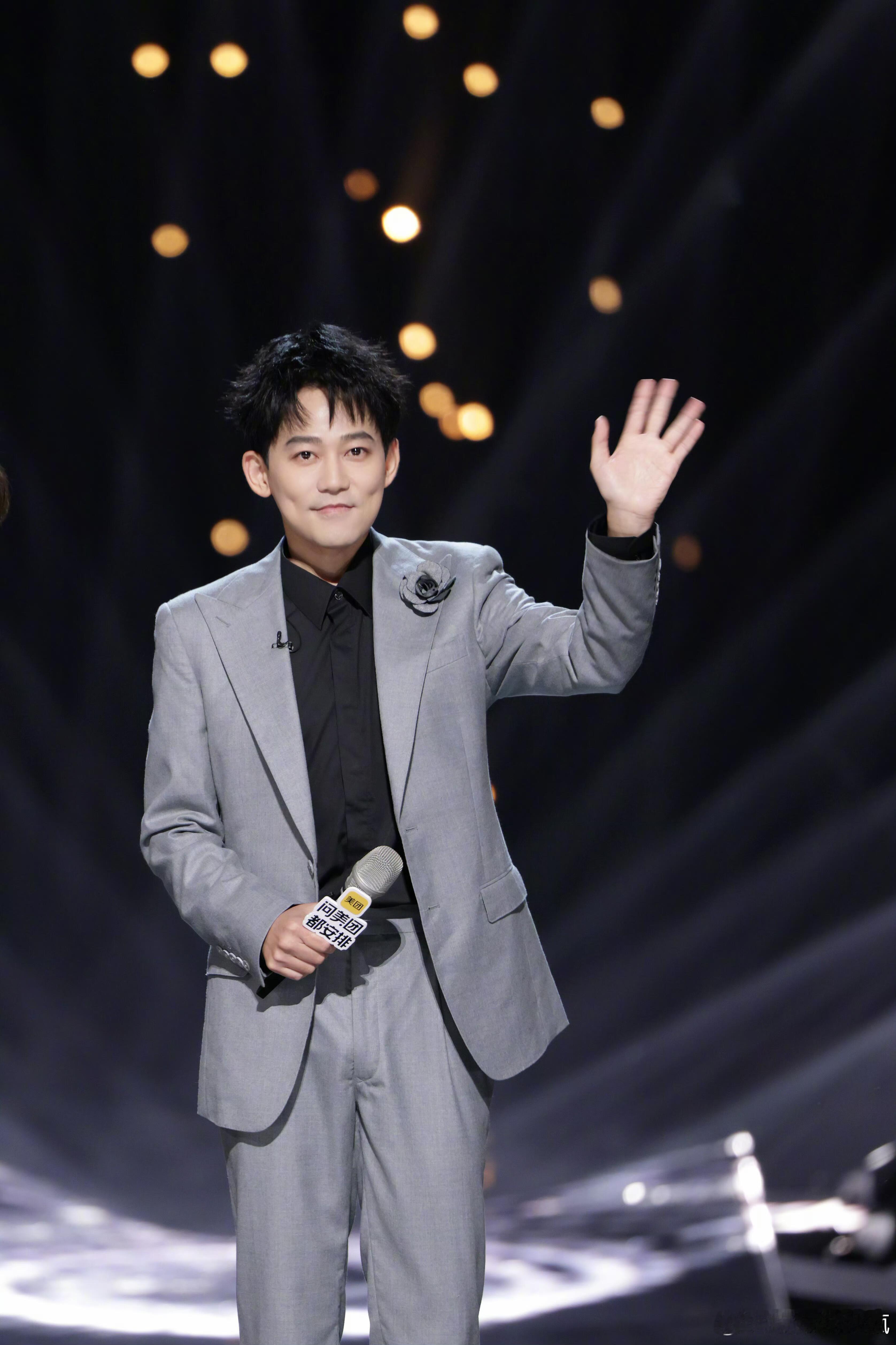 苏醒很喜欢这份工作🎤