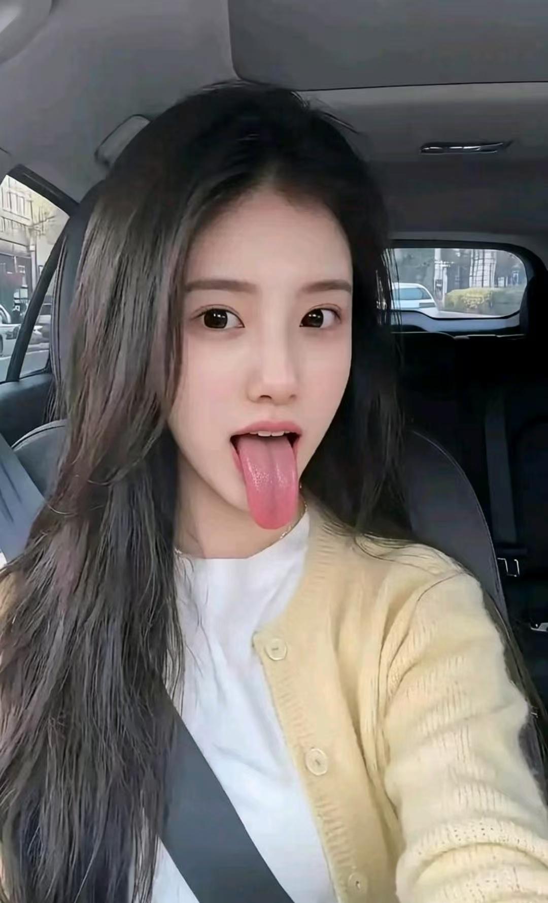 发现了吗？现在00后女孩找对象的标准，都是一样的现在00后女生找对象，标准居