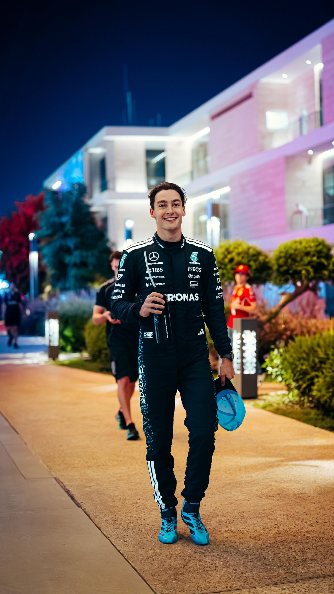 F1冷数据拉塞尔成为F1历史上第12位全赛季没有退赛的车手本赛季除了摩纳哥站被