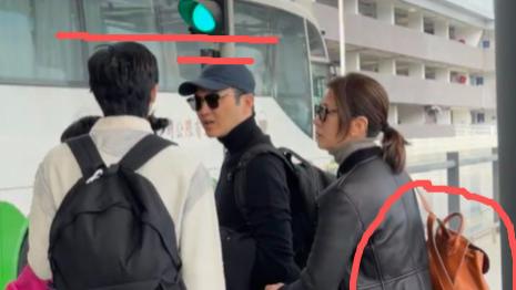 张智霖一家出游！19岁魔童身高超185cm，身材媲美韩剧男神