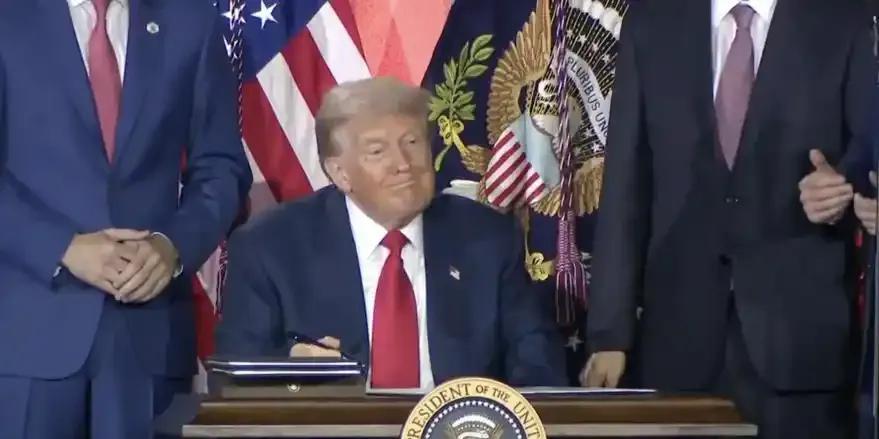 美国酝酿了很久，对待AI的态度与此前截然相反，还好我们早就做好了准备！最近美国