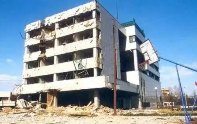 2026年5月7日，是中国驻南联盟使馆被炸27周年的日子。27年过去，岁月没有冲