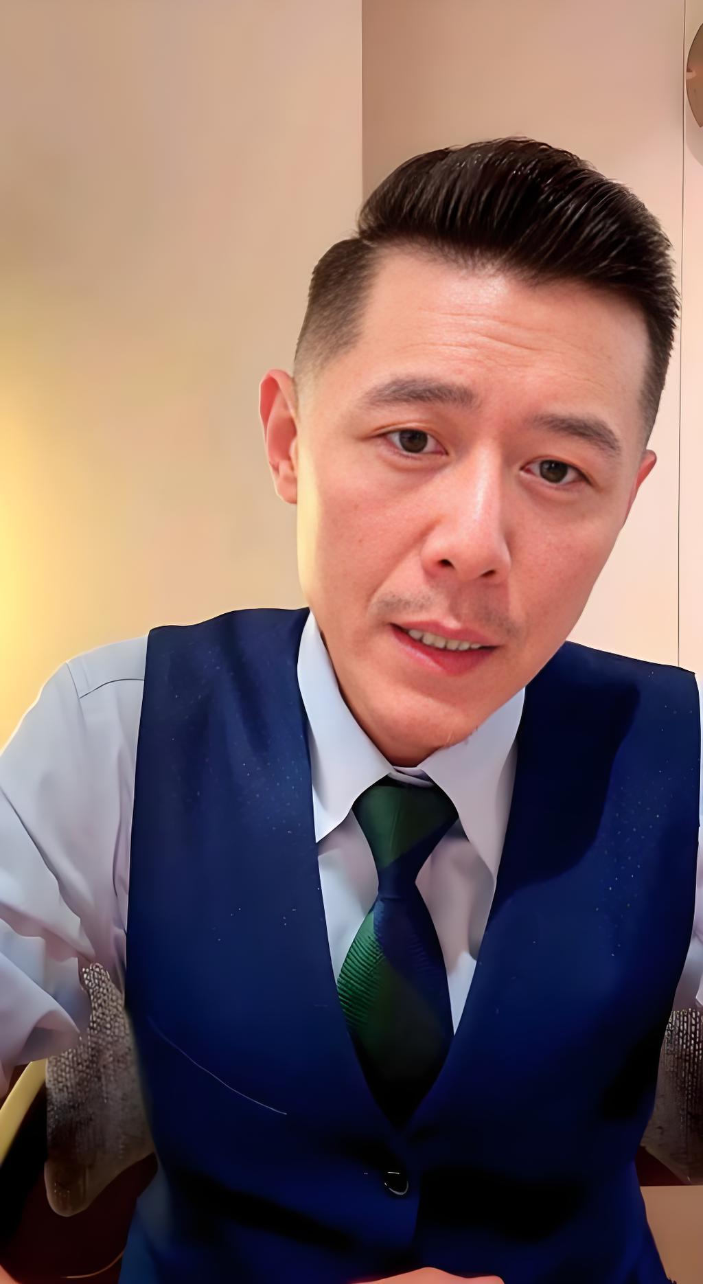 19岁女孩连线大冰，上来就急哭了："父亲早逝，妈肝癌晚期。全靠我跑外卖，给妈妈挣