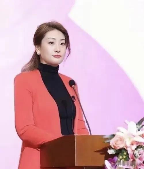 几兄妹联合起诉宗馥莉是因为宗老头设立了18亿美元信托给这三个子女，从娃哈哈分红里
