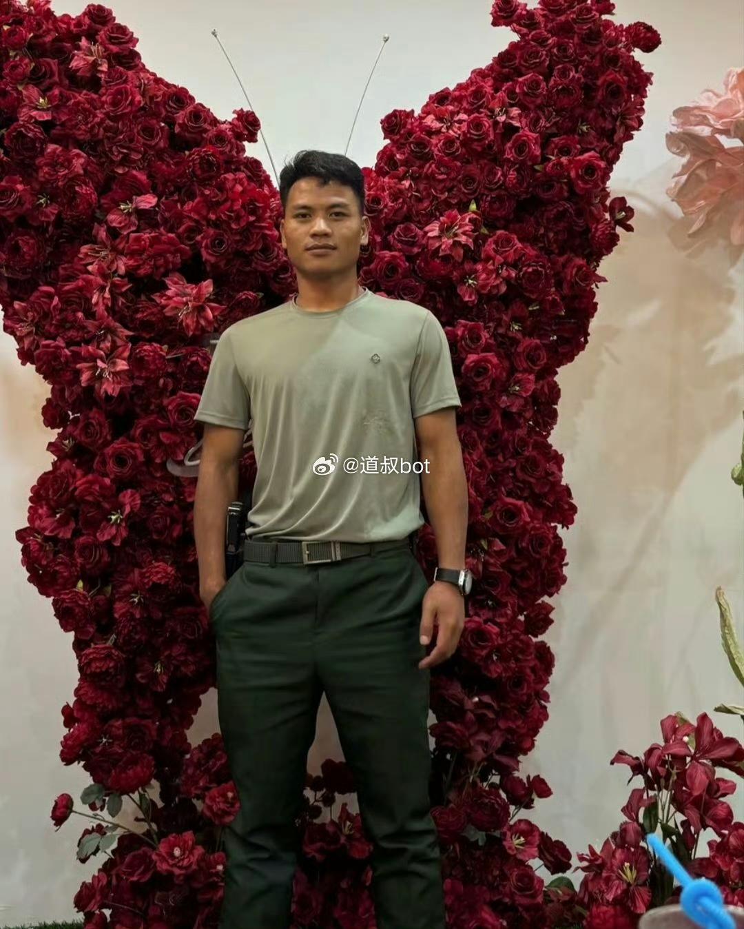 这个24岁的男孩子，为了博女朋友一笑，竟然抢劫杀害了自己的好朋友。他是缅甸佤