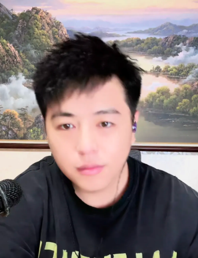 张伦巴今天直播间人气不赖，有将近2千人！张伦巴说，当事人非常信任自己，还和善