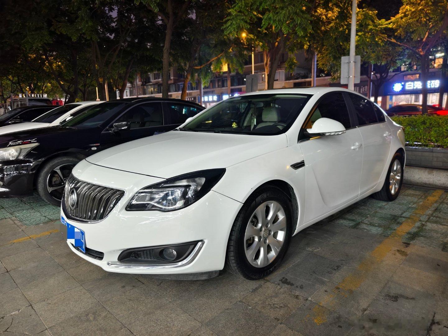 之前9800卖掉的那台君威，车主开过来做个全车抛光，这不比一台手机香？