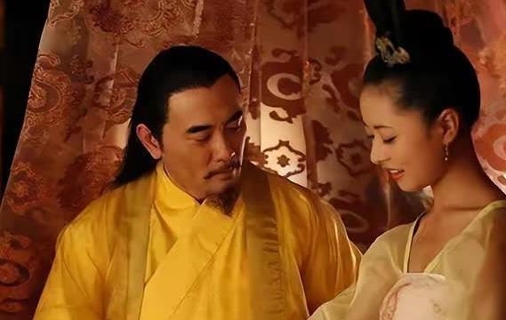 638年，39岁的李世民心痒难耐，传召11岁的徐惠侍寝。谁知左等右等都不见佳人的