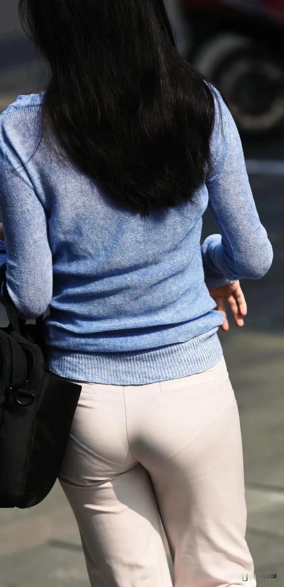 真正的爱情是什么？是成全。爱上一个不爱你的人是一种遗憾，爱上一个爱你的人是一种幸