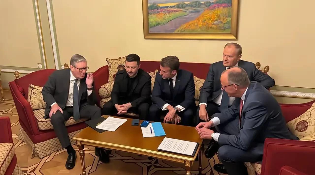 乱了，乱了，彻底乱了！美国和欧洲现在彻底改变了对俄罗斯的态度。从来没有这么强硬过
