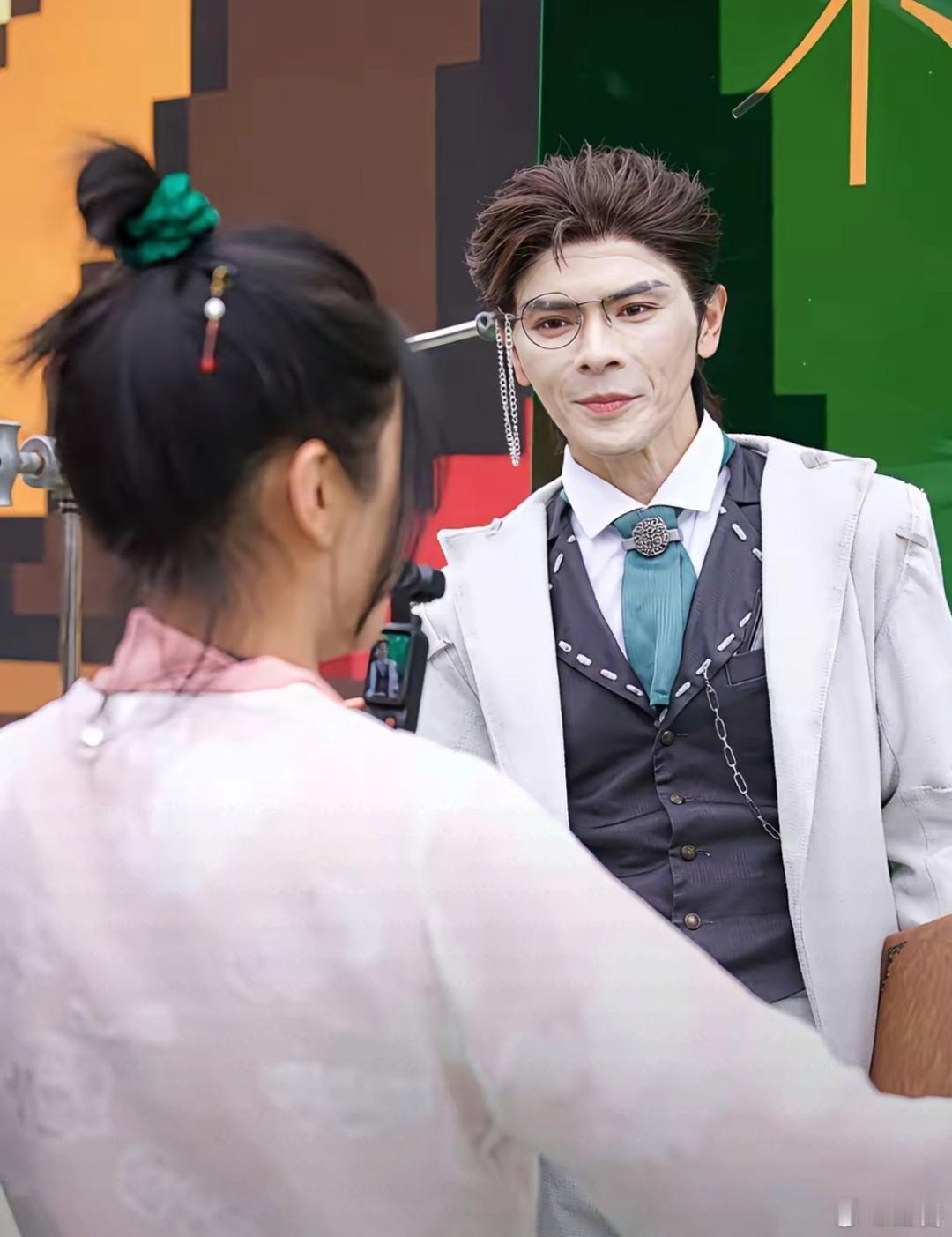 这是向佐吗？怎么越来越不正常了？​​​