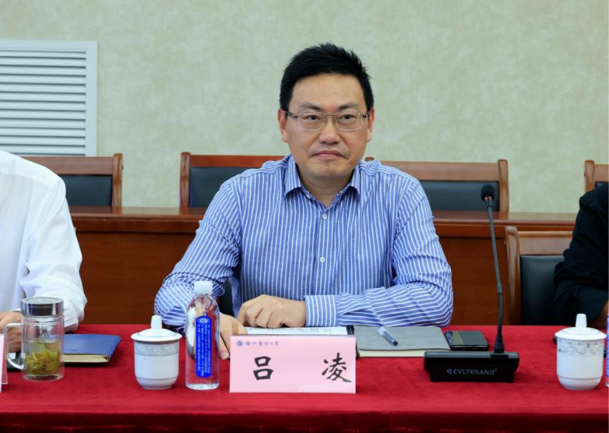 空缺近一年的徐州医科大学校长一职，终于尘埃落定！这次的任命可以说非常出人意料