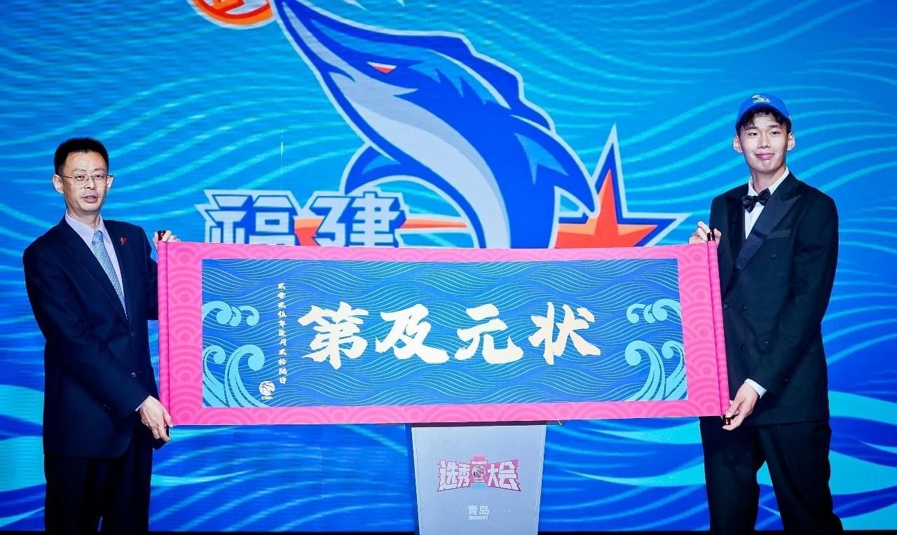 状元秀，首次得分上双！福建男篮30日晚在主场95-84轻取吉林男篮，本场比赛，