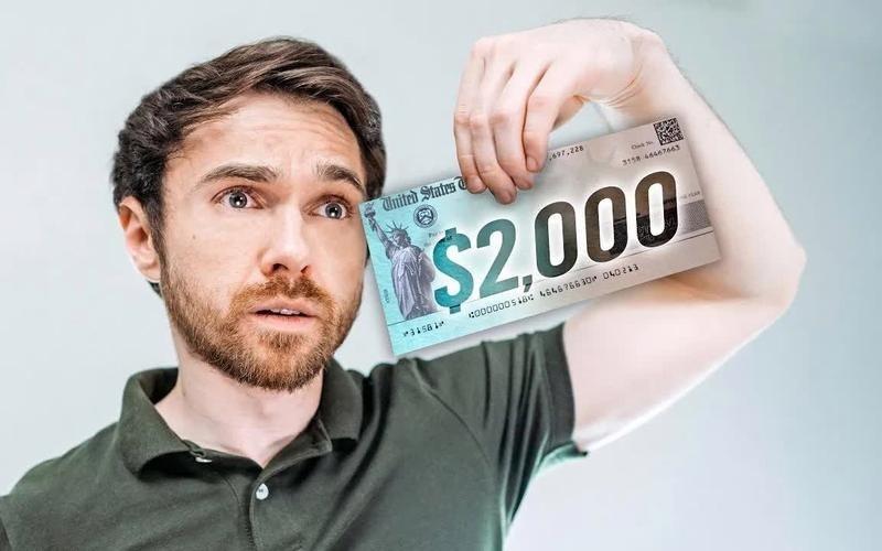 1000万美金买你一条命，你觉得你能躲多久？说句透底的话：从这笔天价暗花砸下来
