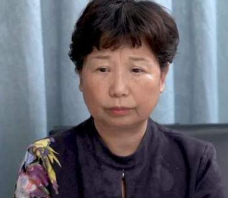 28案重大突破！老土豆直播间求饶！老土豆最近如坐针毡。他在直播间里说话