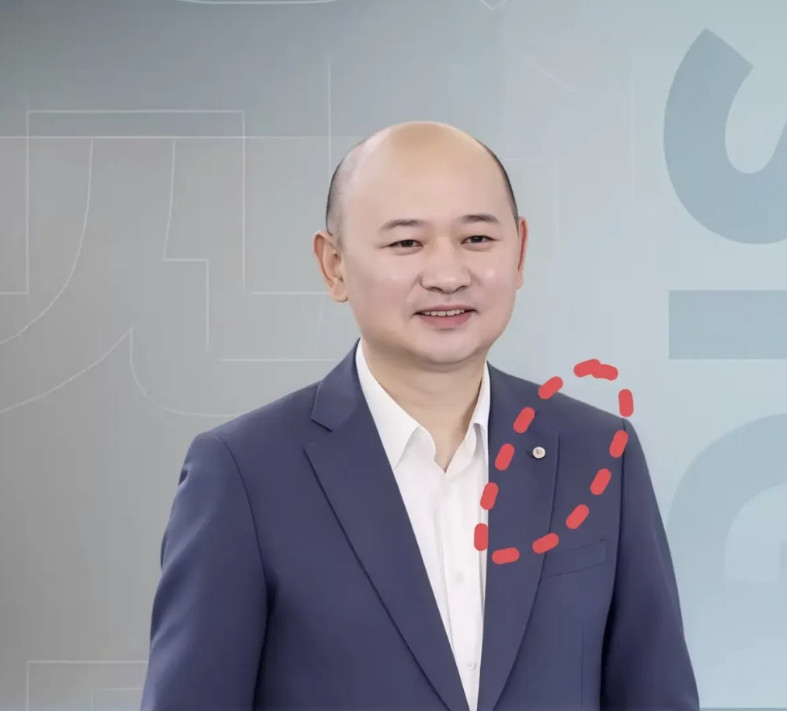 万万没想到!江淮汽车董事长项兴初在与华为合作时面临着不小压力。赛力斯放弃“不听