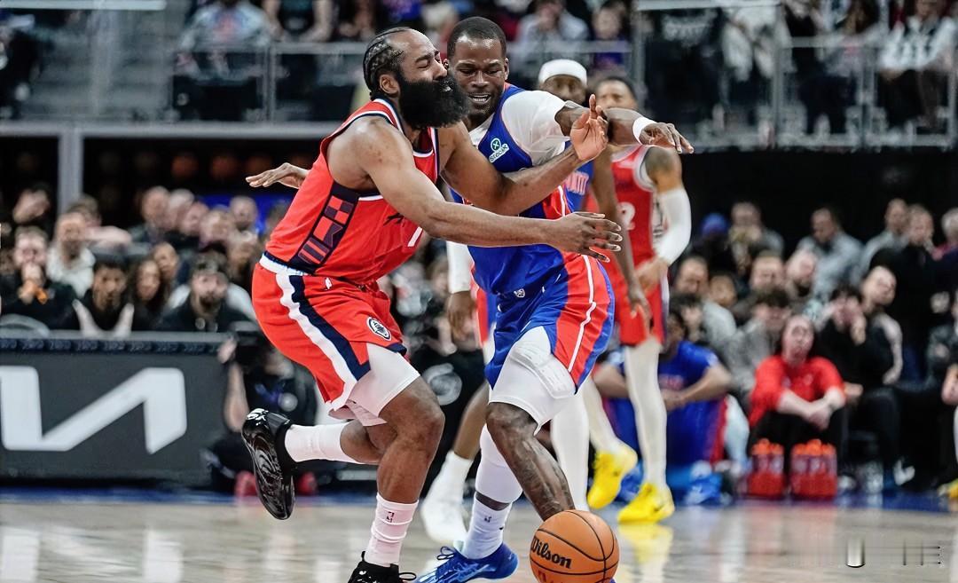 快船一波三折险胜残阵活塞1，本场的功臣一定是小卡和科林斯，小卡托底，科林斯“