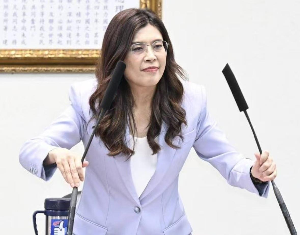 郑丽文尽力了，但是还是没拦住！5月8日，台立院经过表决59:0，民进党的立委在三
